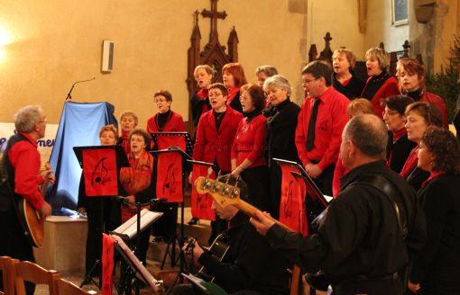 Les choristes de «Parenthèse» sous la direction de Jean-François Michaud. Photo CL